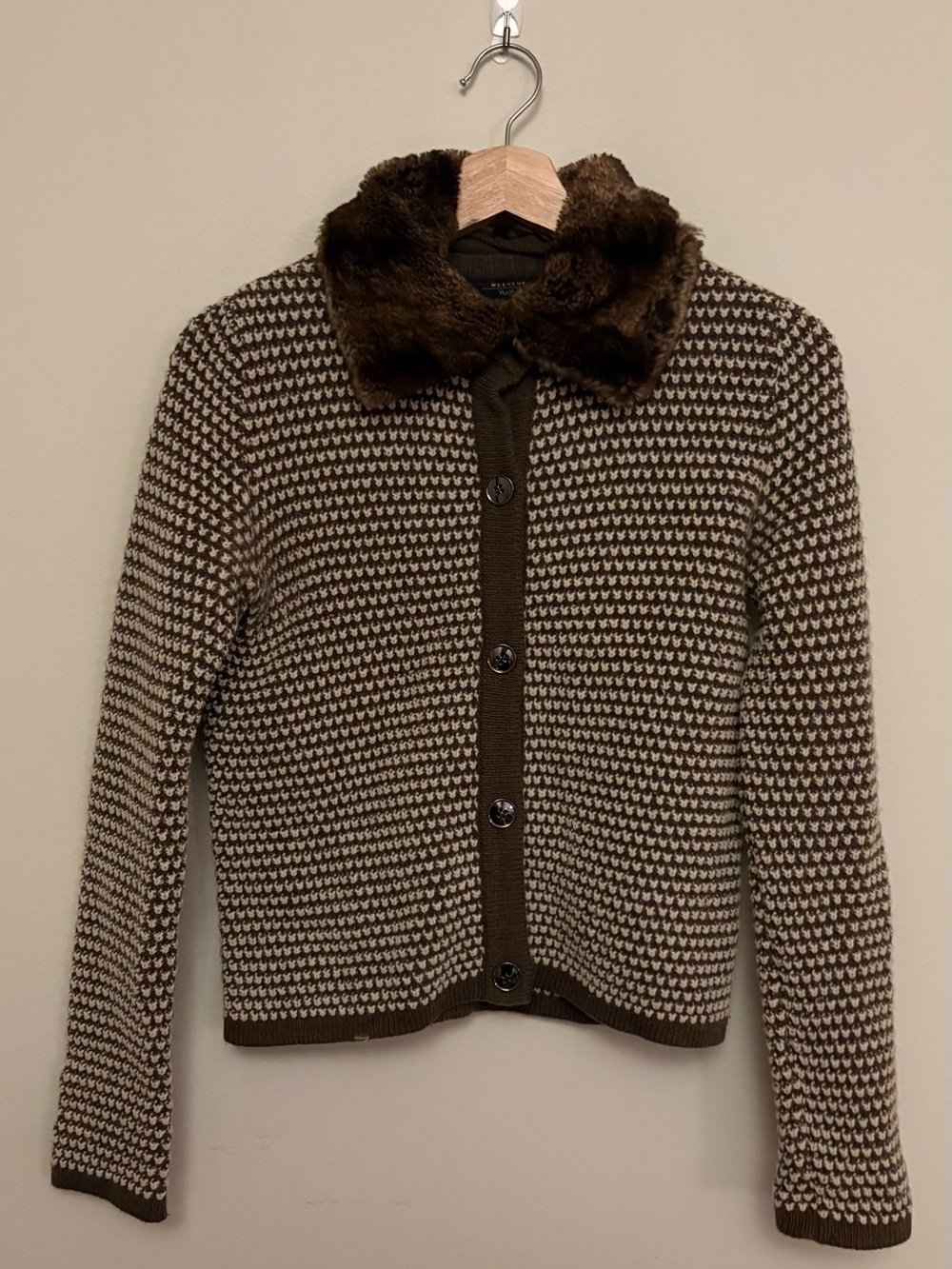 Weekend Max Mara Cardigan knit with detachable faux fur collar size XS